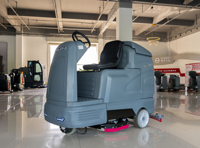 駕駛式洗地機 駕駛式洗地機