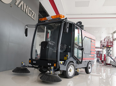 駕駛式掃地機 駕駛式掃地機